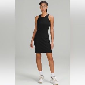 Lululemon slim fit dress